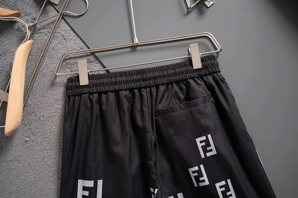 ブランドハーフパンツ角部分ディテール